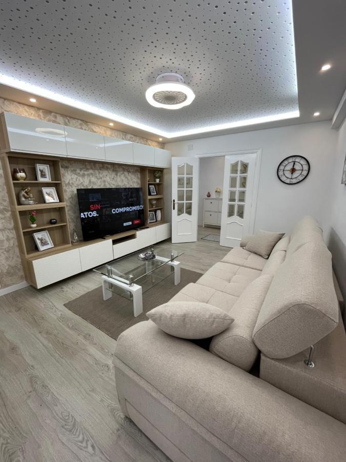 Apartamentos C&E Haro Dış mekan fotoğraf