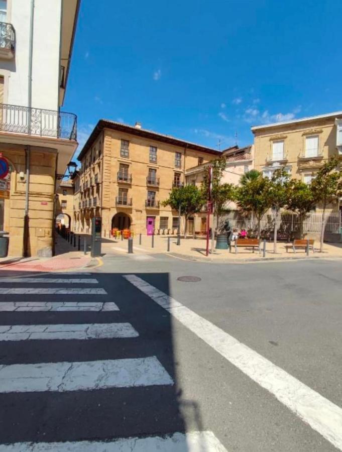 Apartamentos C&E Haro Dış mekan fotoğraf