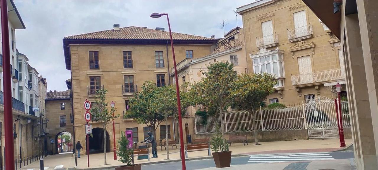 Apartamentos C&E Haro Dış mekan fotoğraf